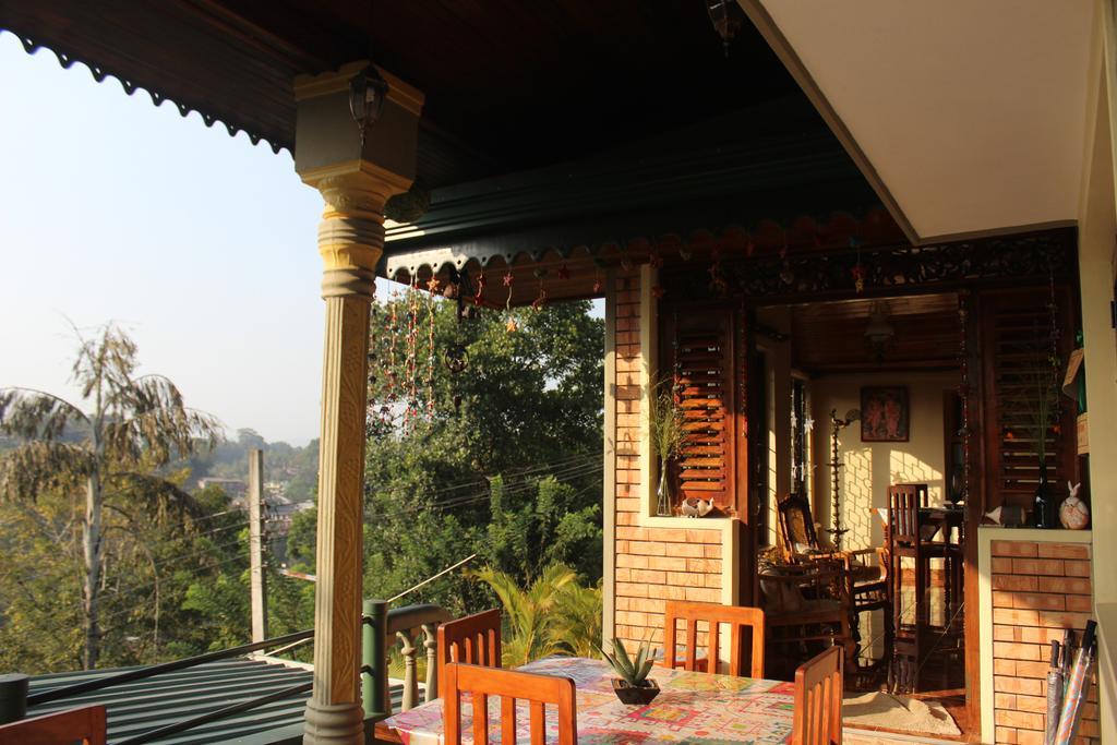 Yes Paradise Kandy Exterior foto