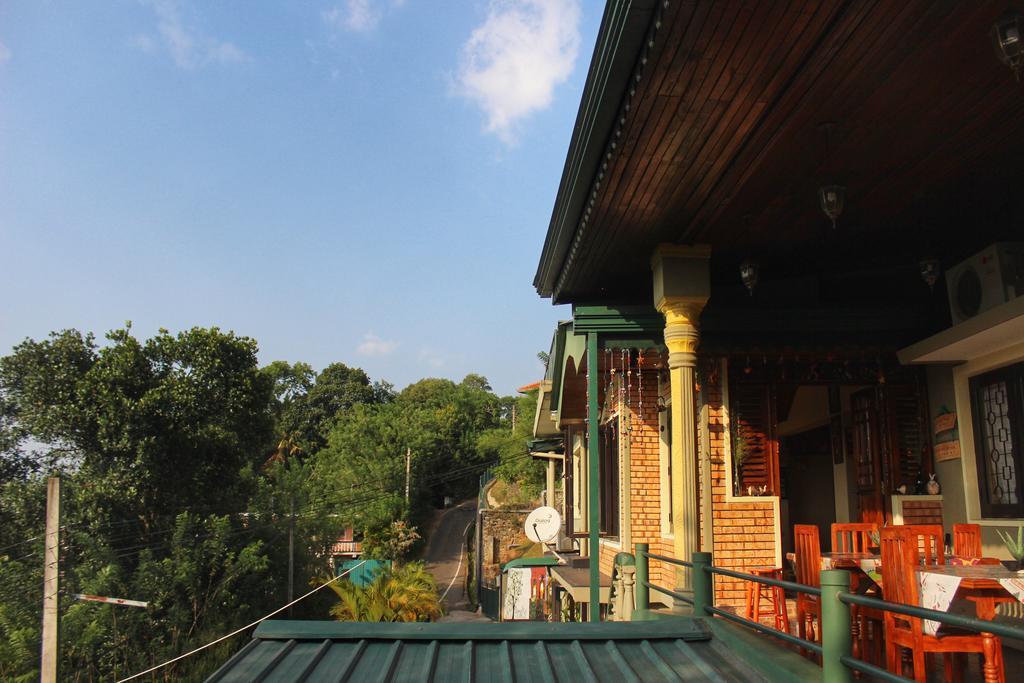 Yes Paradise Kandy Exterior foto