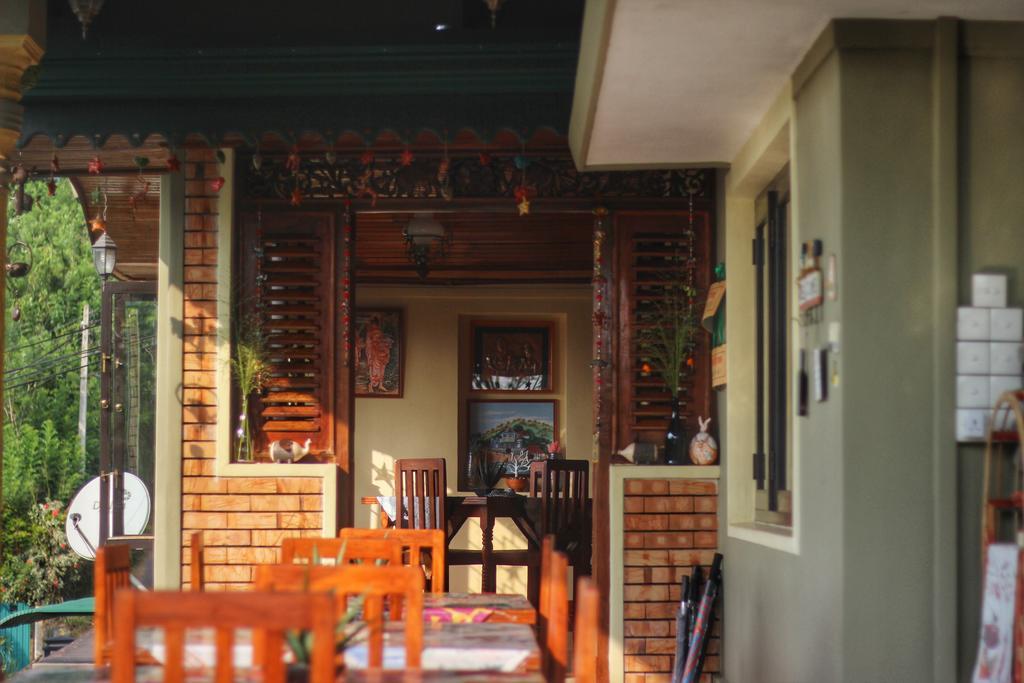 Yes Paradise Kandy Exterior foto
